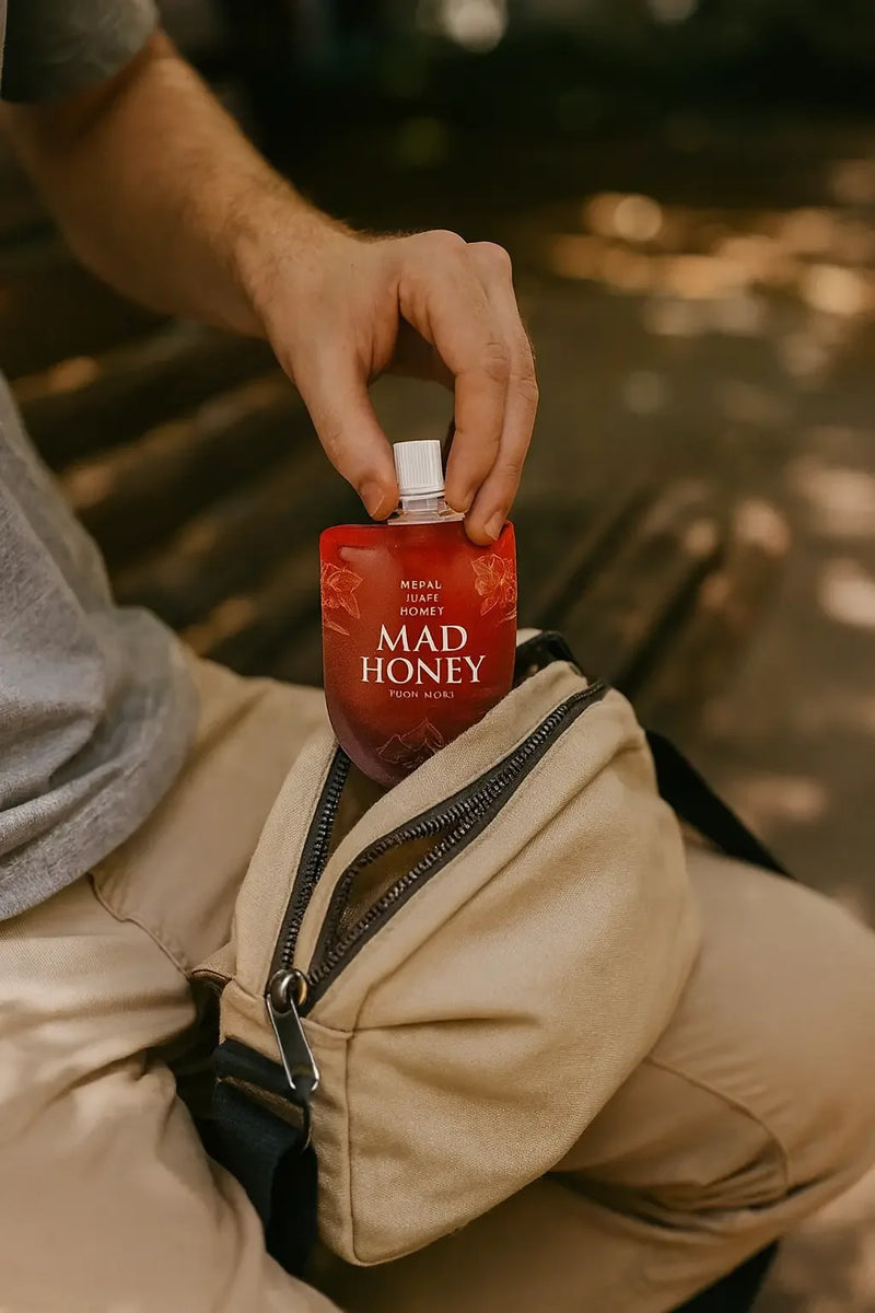 Collecting_Mad_Honey_in_the_Park - Magaranger